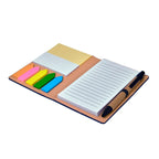 Libreta de curpiel personalizada con bolígrafo ecológico y notas adheribles de colores para empresas.