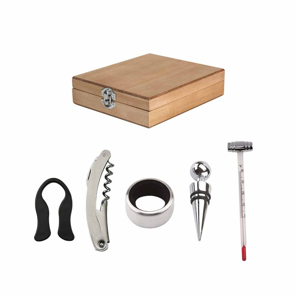 Set para vino en caja de madera con accesorios personalizado para regalos corporativos.