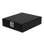 Set para vino en caja de madera con accesorios personalizado para regalos corporativos.