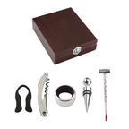 Set para vino en caja de madera con accesorios personalizado para regalos corporativos.