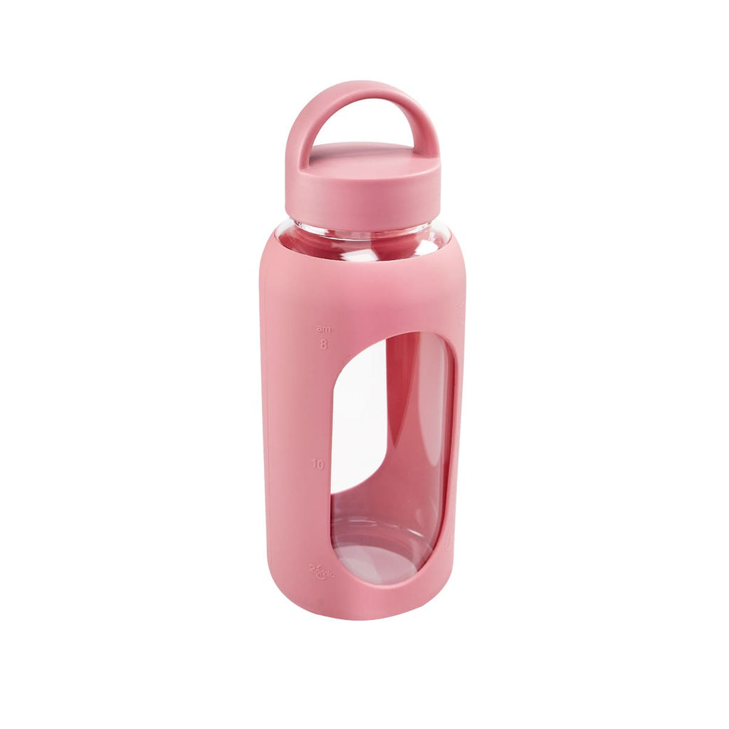 Cilindro de vidrio personalizado de 800 ml con manga de silicón graduada, tapa de rosca y asa para empresas.