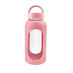 Cilindro de vidrio personalizado de 800 ml con manga de silicón graduada, tapa de rosca y asa para empresas.