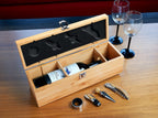 Estuche de bambú para botella de vino con accesorios personalizado para regalos corporativos.