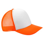 Gorra personalizada de 5 gajos con malla trasera, broche ajustable y personalización para empresas.