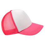 Gorra personalizada de 5 gajos con malla trasera, broche ajustable y personalización para empresas.