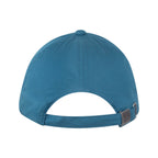 Gorra promocional personalizada de poliéster con visera rígida y ajuste metálico para empresas y eventos corporativos.