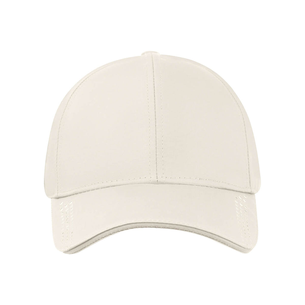 Gorra promocional personalizada de poliéster con visera rígida y ajuste metálico para empresas y eventos corporativos.