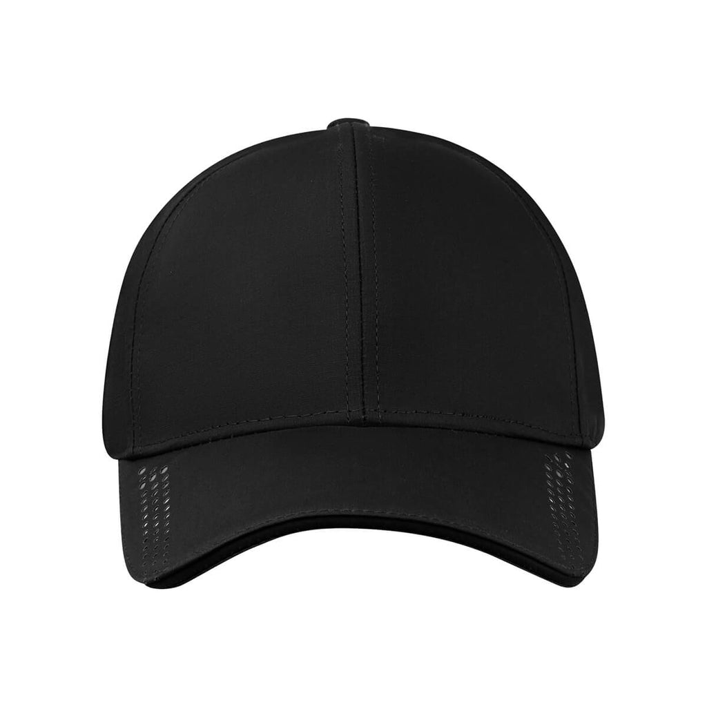 Gorra promocional personalizada de poliéster con visera rígida y ajuste metálico para empresas y eventos corporativos.