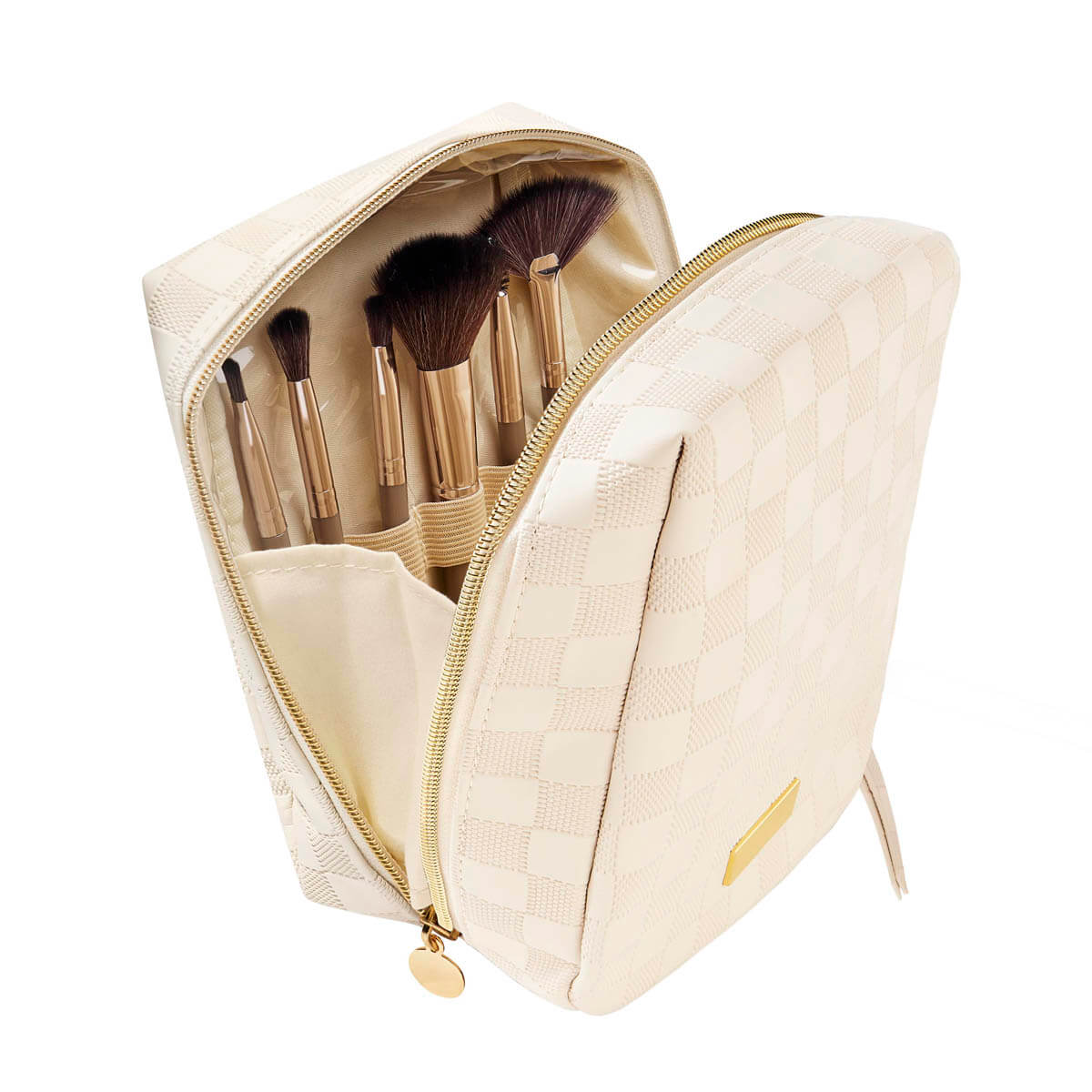 Cosmetiquera organizadora de PVC con abertura amplia y placa metálica frontal personalizable para empresas.