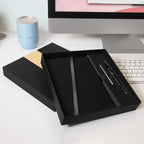 Set ejecutivo de libreta de curpiel con solapa magnética y bolígrafo de acero inoxidable personalizado para empresas.