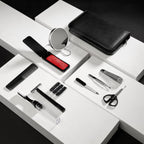 Set de cuidado personal de 10 accesorios en estuche de curpiel personalizado para regalos corporativos y de viaje.