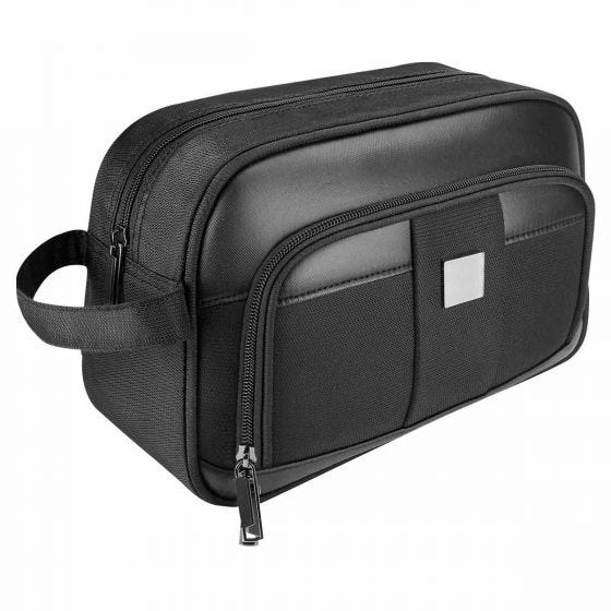 Neceser personalizado de poliéster con placa metálica para grabado láser y compartimento frontal con doble cierre.